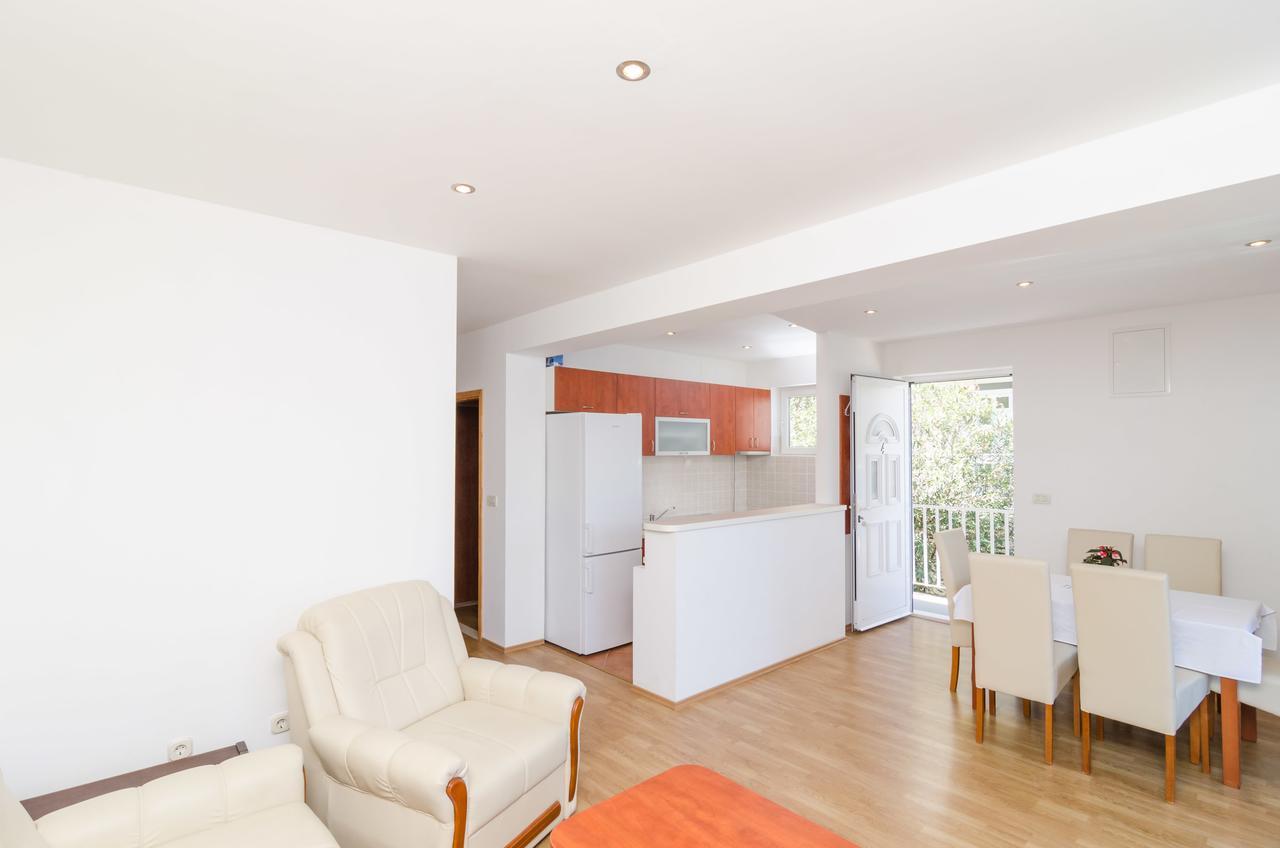 Apartments Angelo โปลาเช ภายนอก รูปภาพ